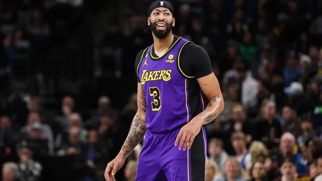 奋力扑救 奋力扑救